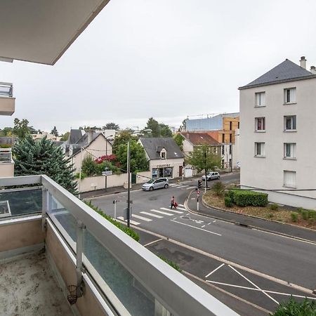 Beautiful F1 Bis In The Heights Of Tours #Private Parkingアパートメント エクステリア 写真